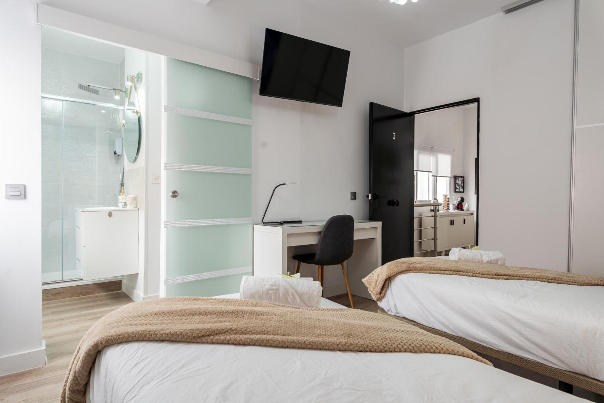 Santa Cruz Ensuite Rooms Exterior photo